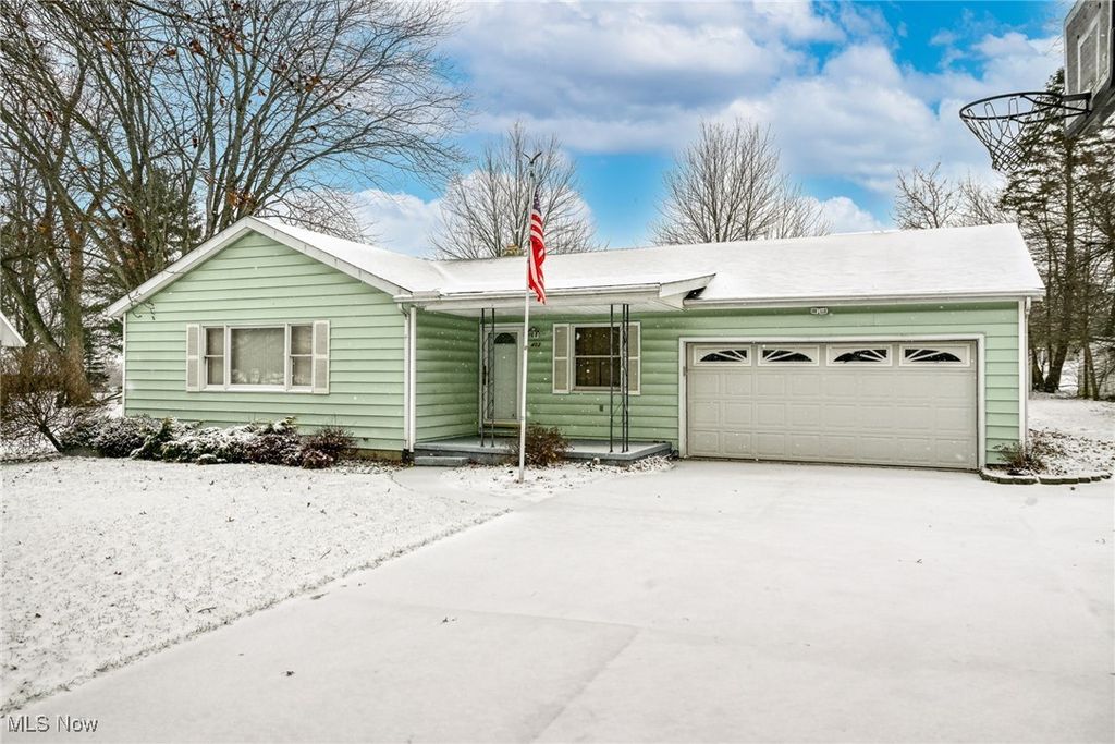 Photo of 403 Young Drive, Lodi, OH 44254 (MLS # 5171378)