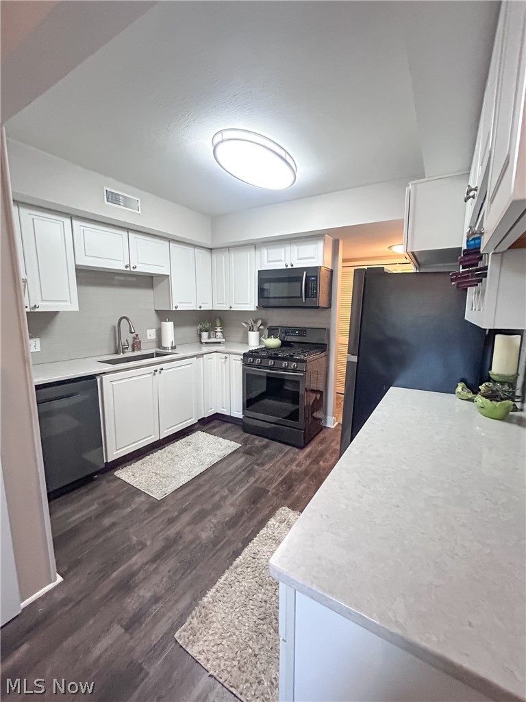 Oak Knolls Condo - Residential