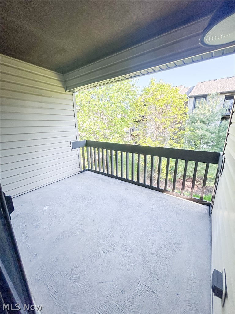 Oak Knolls Condo - Residential