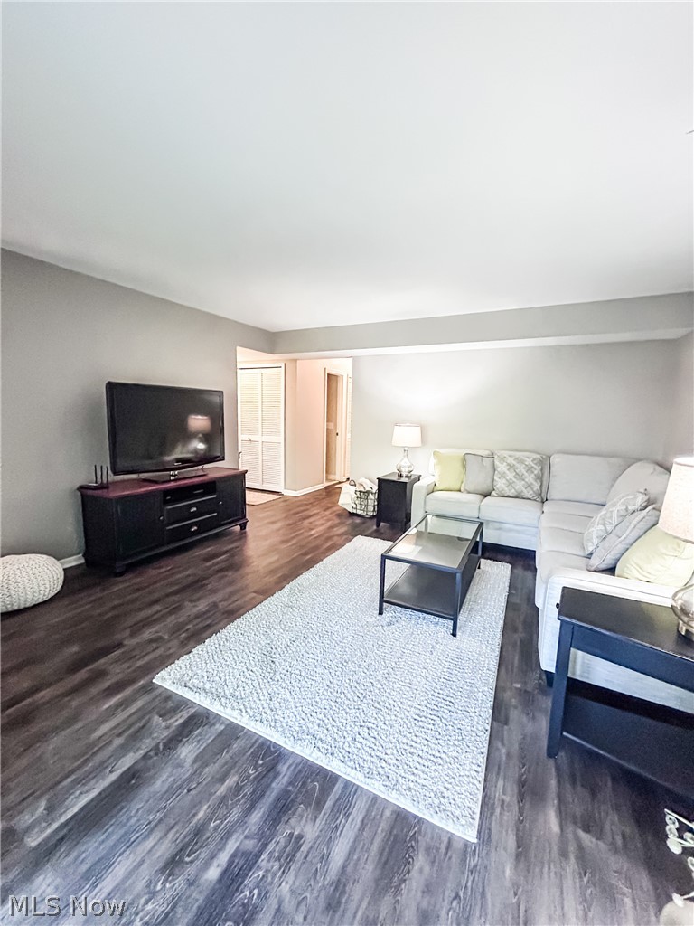 Oak Knolls Condo - Residential