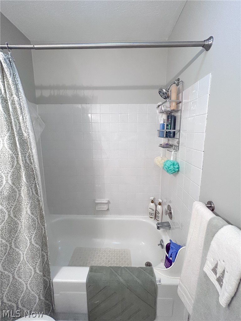 Oak Knolls Condo - Residential
