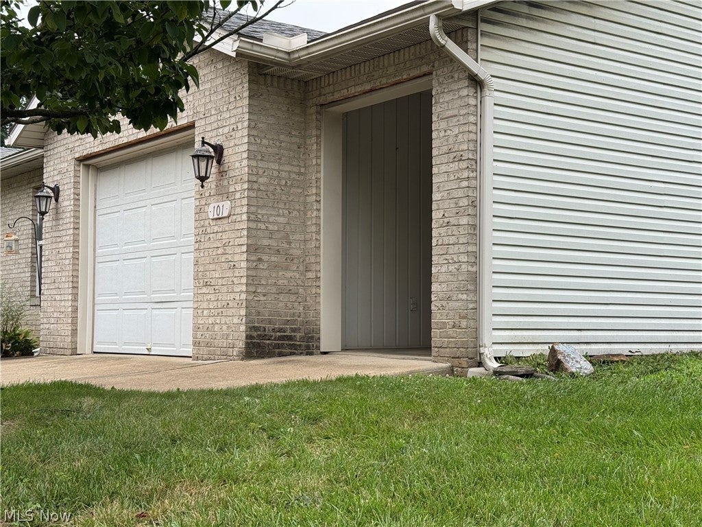 101 Brambly Hedge Drive