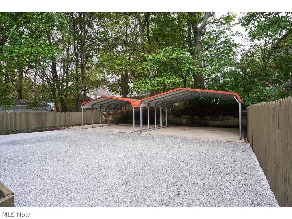 K & W - Residential Income