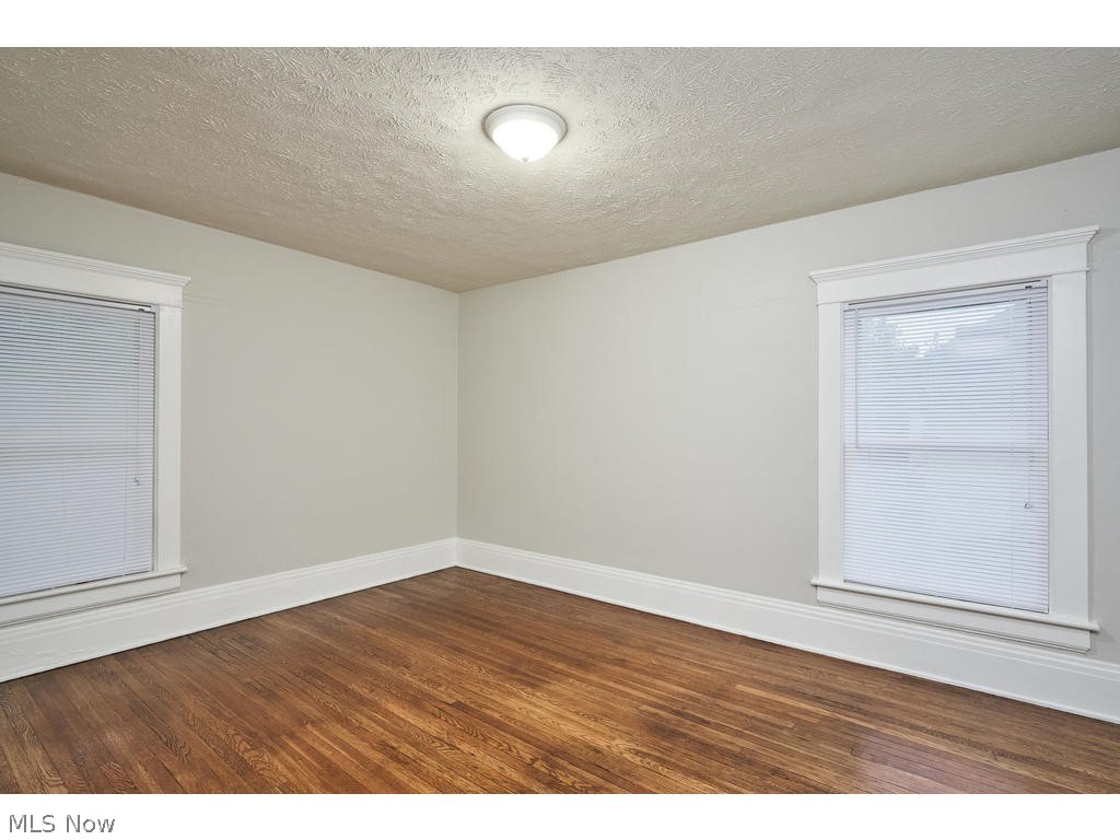 K & W - Residential Income