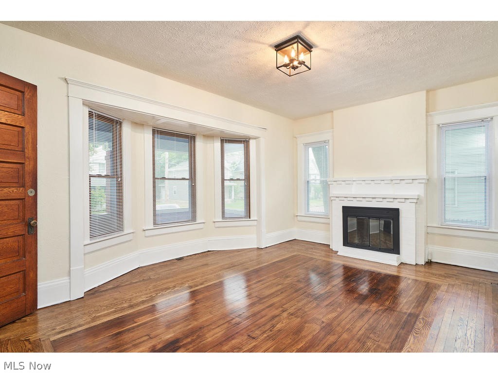 K & W - Residential Income