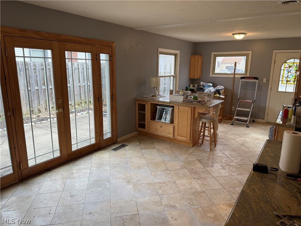 Photo of 287 Edgewood Drive, Berea, OH 44017 (MLS # 5188754)