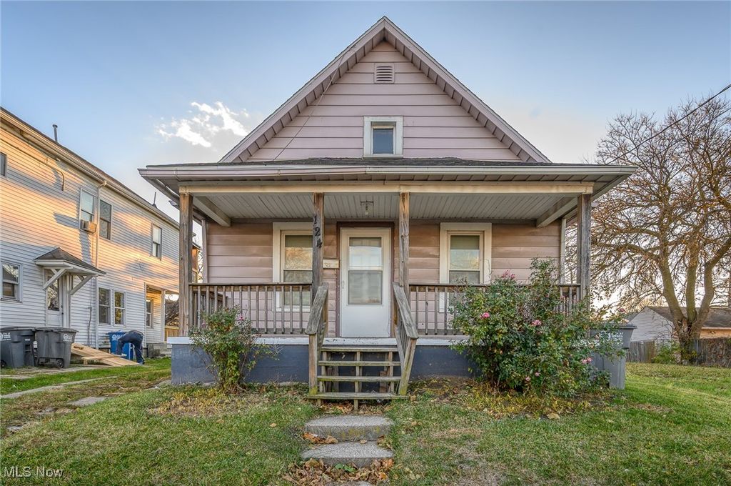 Photo of 124 Maryland Avenue, Toledo, OH 43605 (MLS # 5175591)