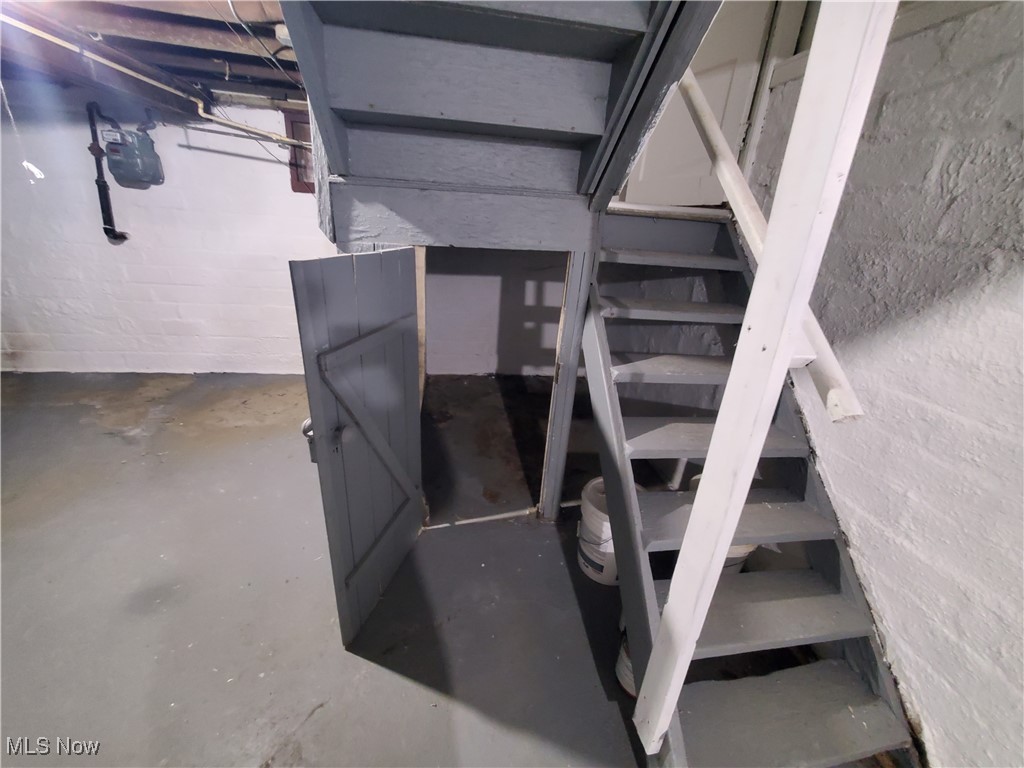 Cleveland, Ohio 44105, United States, 3 Bedrooms Bedrooms, ,1 BathroomBathrooms,Residential,Active,148929