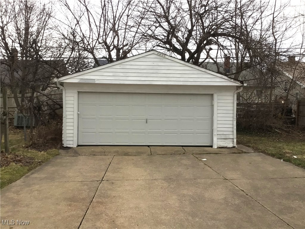 Cleveland, Ohio 44105, United States, 3 Bedrooms Bedrooms, ,1 BathroomBathrooms,Residential,Active,148929