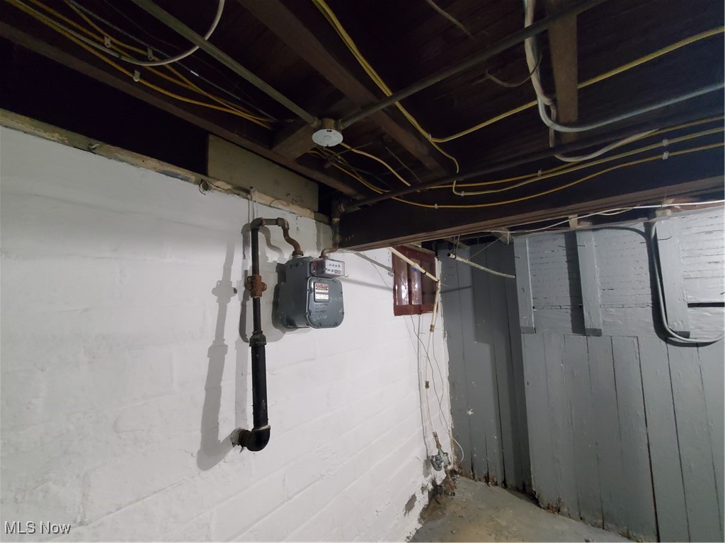 Cleveland, Ohio 44105, United States, 3 Bedrooms Bedrooms, ,1 BathroomBathrooms,Residential,Active,148929