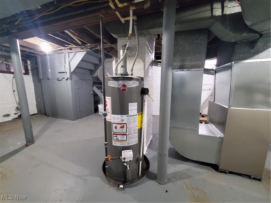 Cleveland, Ohio 44105, United States, 3 Bedrooms Bedrooms, ,1 BathroomBathrooms,Residential,Active,148929