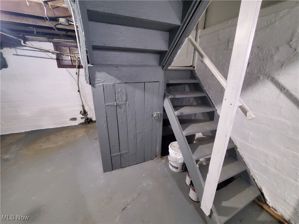 Cleveland, Ohio 44105, United States, 3 Bedrooms Bedrooms, ,1 BathroomBathrooms,Residential,Active,148929