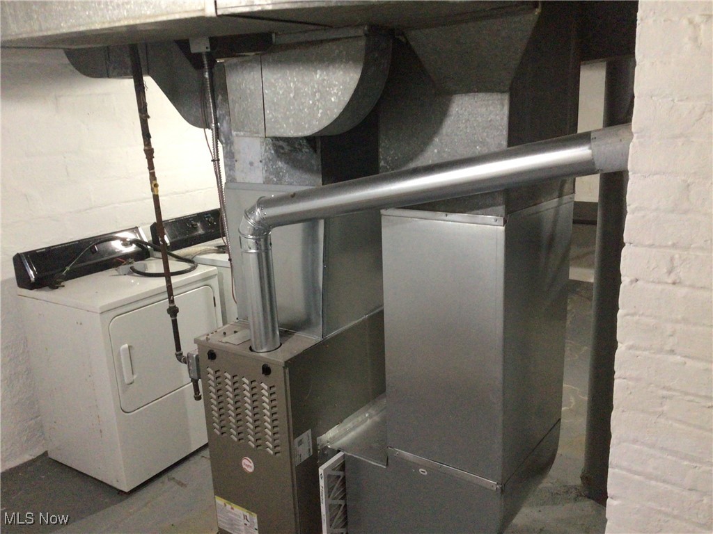 Cleveland, Ohio 44105, United States, 3 Bedrooms Bedrooms, ,1 BathroomBathrooms,Residential,Active,148929