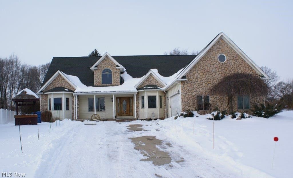 Photo of 20 Marko Lane, Brooklyn Heights, OH 44131 (MLS # 5185523)