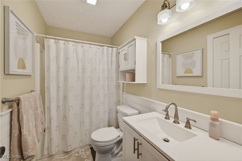 Tiny photo for 105 Tinkers Trail, Chardon, OH 44024 (MLS # 5180158)