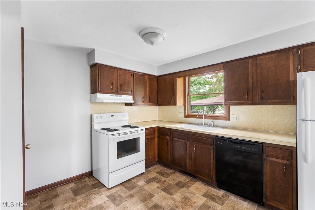 Village/North Canton - Residential Income