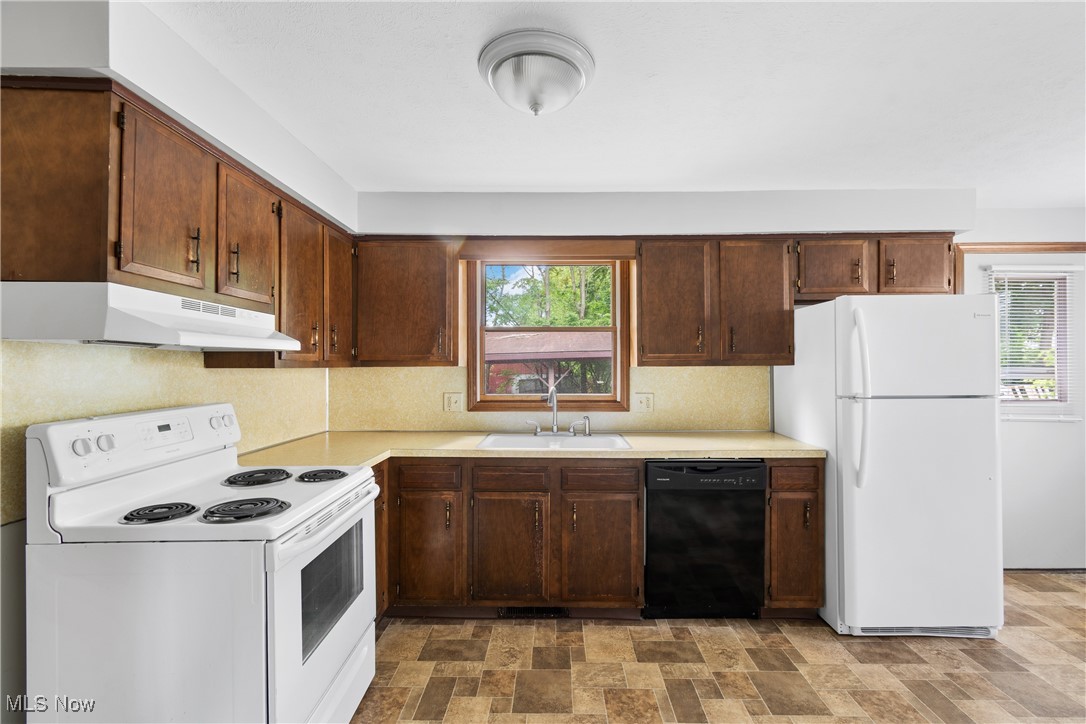 Village/North Canton - Residential Income