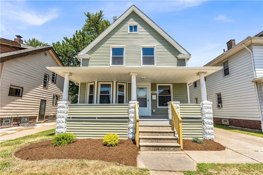 4411 Gamma Ave, Newburgh Heights - Spacious 3 bed 2 bath single family home! //

$ 1500 rent / $ 1500 deposit //
$49 application fee per adult //
1-2 pets OK with approved PetScreening and PetFee.(Some breed restrictions apply per HUD guidelines). //
NO SMOKING //
1 time $169 non-refundable set up fee paid at lease signing //

$30/month required resident benefit package; can include personal property/liability insurance for an additional $5/month for $35/month total //

All applicants are required to fill out a PetScreening application, found on our website directly on the application before being processed. Even if you have NO pets - this application must be filled out. One time, non-refundable pet fee of $200-500 per animal applies to all pets & must be paid prior to or when you pay your first month rent. (No fee for qualified assistance animals). //

Our application is processed through secure site: Findigs, and they require ID and income verification. Without this, your application will not be processed. They offer 24/7 chat support on their application directly if you have any questions. //

BEDROOMS: 3 //
BATHROOMS: 2 //
APPLIANCES PROVIDED: Fridge, stove, microwave and dishwasher //
UTILITIES / RESIDENT RESPONSIBILITY: Residents are responsible for all utilities including: water/sewer/trash, gas & electric and are responsible to maintain lawn care, maintenance & snow removal. //

Serious inquiries only.
