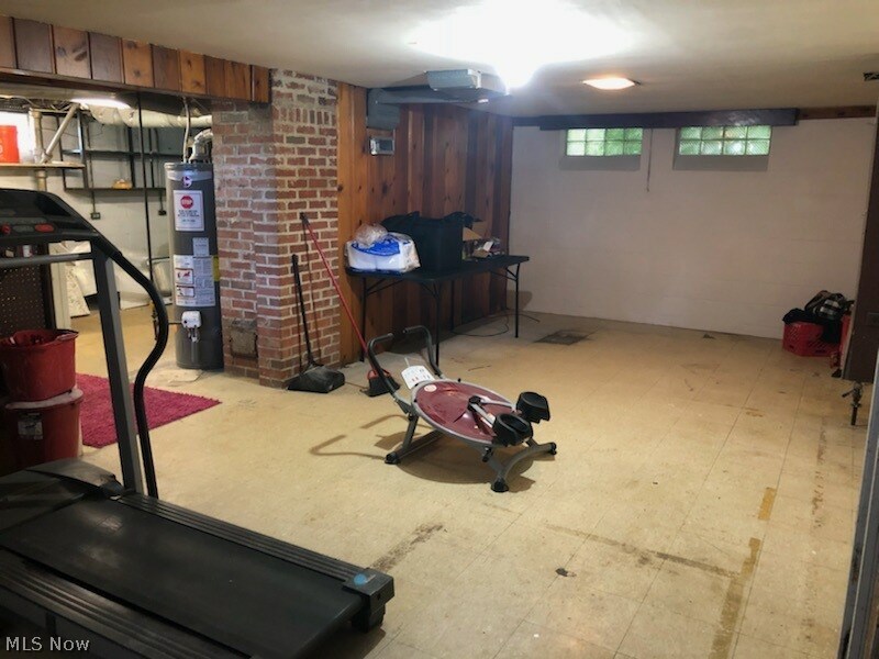 A C Spears 03 - Residential