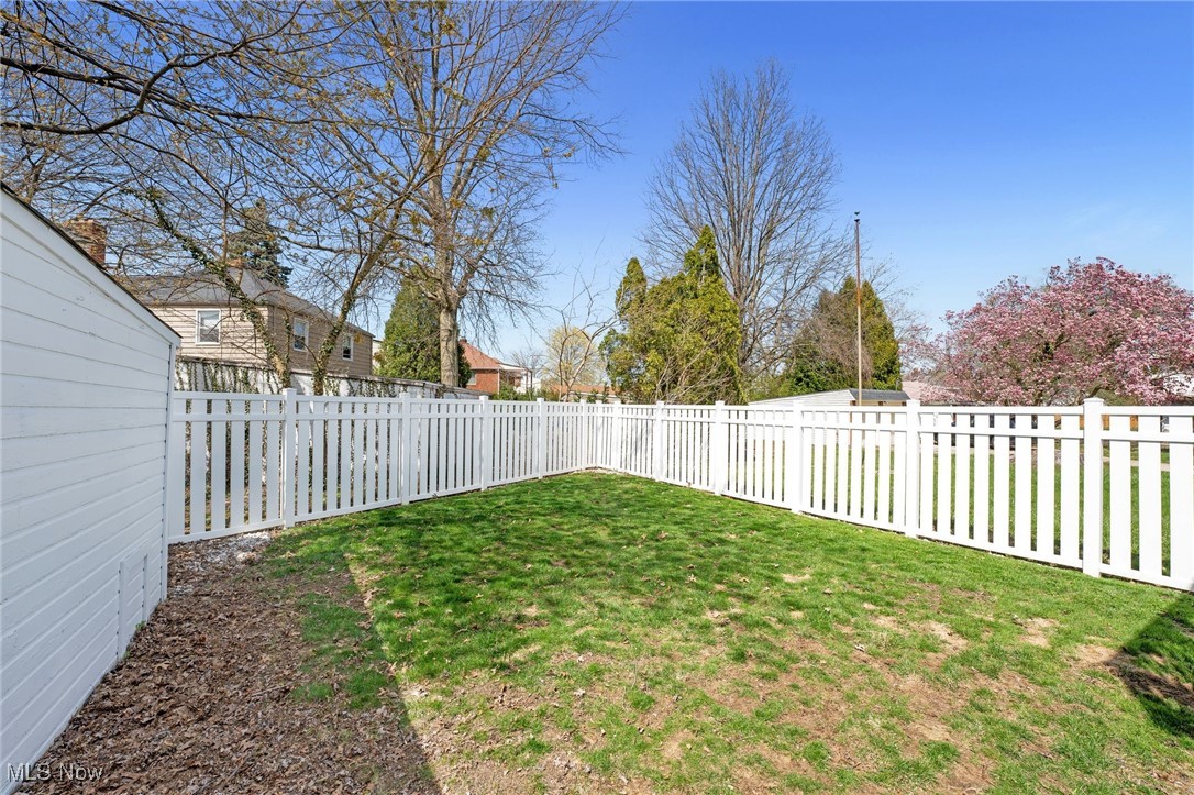 19992 Hilliard Boulevard, Rocky River, Ohio image 30