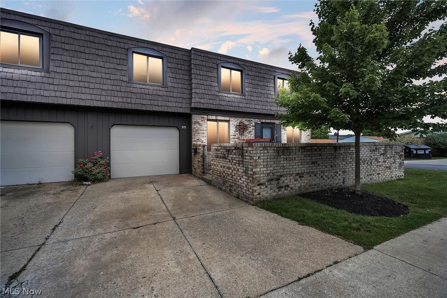 Welcome to this amazing 1424 ft.² 3 bedroom, 1.5 bath brick townhouse located in the Pine Crest Condominium Community.You are warmly greeted by an open floor plan seamlessly connecting the kitchen to the dining and living room.This recently updated kitchen features a peninsula breakfast bar,new granite countertops,new backsplash,new ceramic flooring and ample white cabinets with plenty of storage.The half bath is conveniently located between the kitchen and garage.New flooring and new trims are spread through the entire lower level and together with recessed ceiling lights are completing this wide open space!On the upper lever each bedroom has large closet space, especially the Master Bedroom,which offers a full WALK-IN CLOSET with built-in shelving. A full bath on the upper level is completely remodeled and conveniently has a laundry unit located in it,both washer and dryer are 4y old.Take a step outside to your masonry fenced private patio,perfect for barbecue and relaxing.The whole