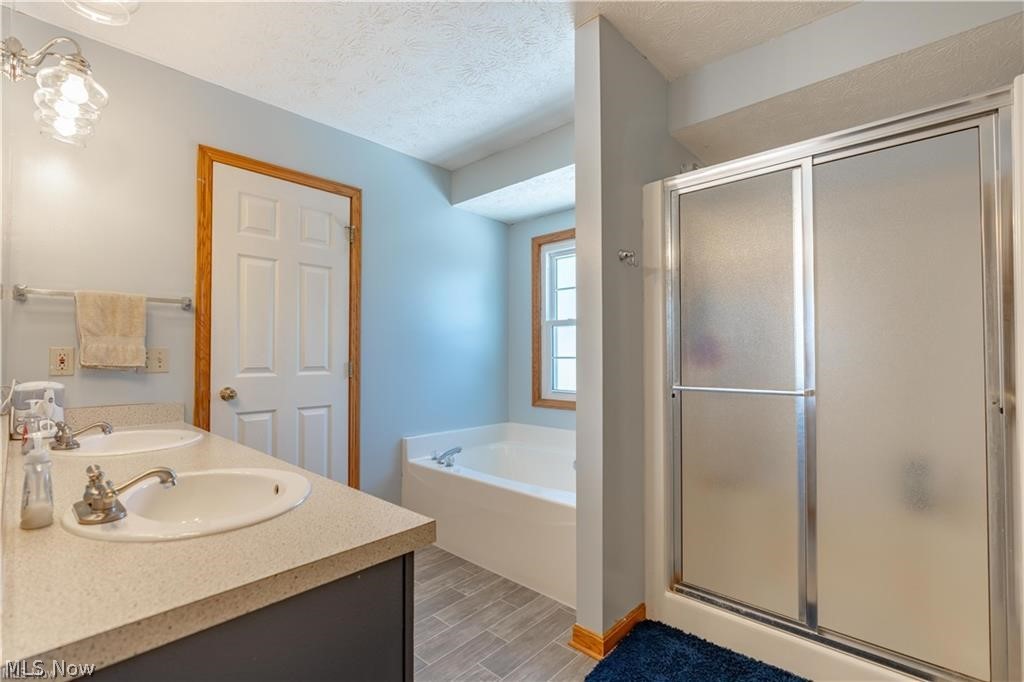 Cloverleaf West - Residential