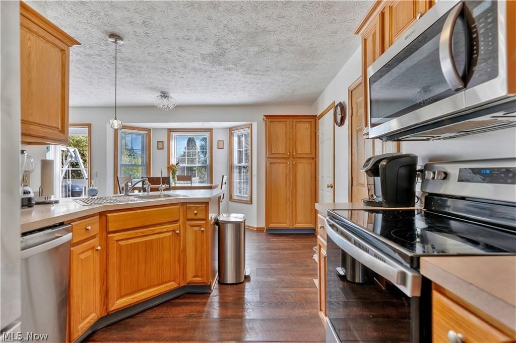 Cloverleaf West - Residential