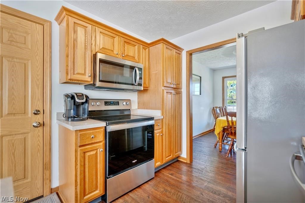 Cloverleaf West - Residential