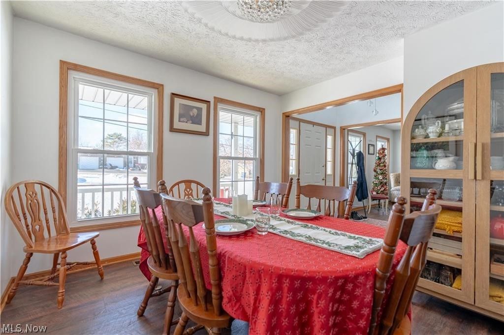 Photo of 13152 Kaufman Avenue NW, Hartville, OH 44632 (MLS # 5188988)