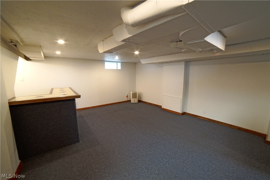 Ewing Road Estates - Residential Lease