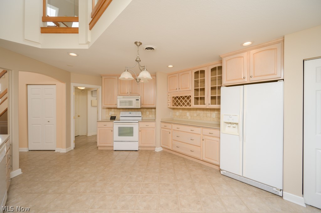 Back Bay/Arrowhead Condo - Residential