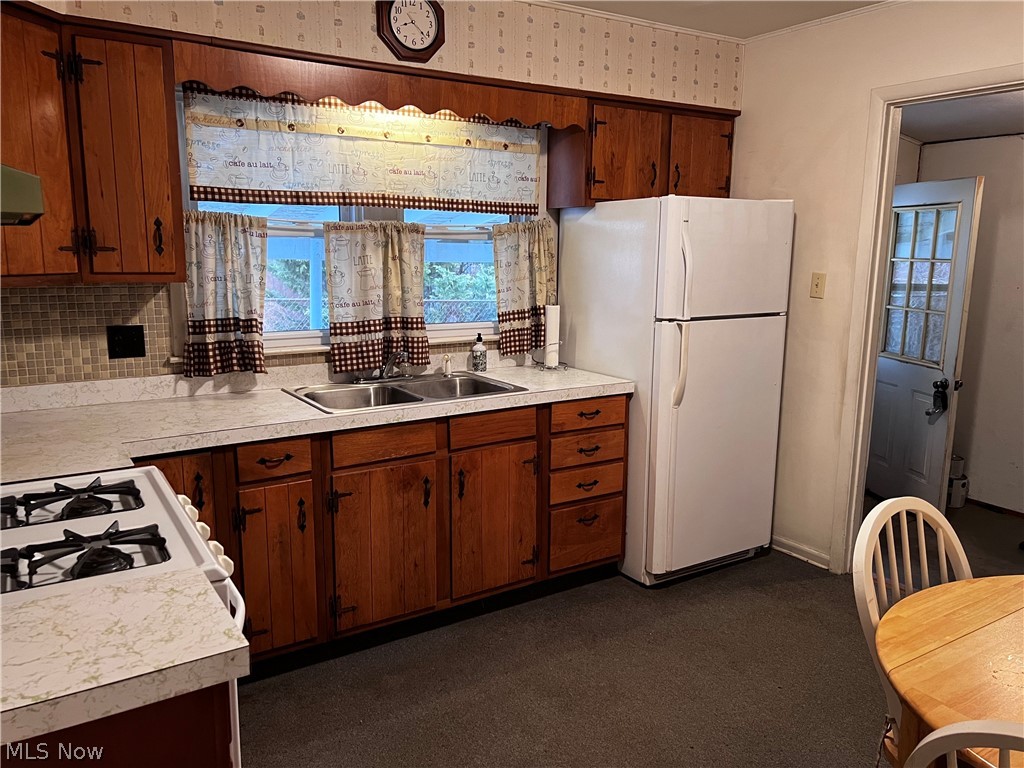 Meadows Adn - Residential