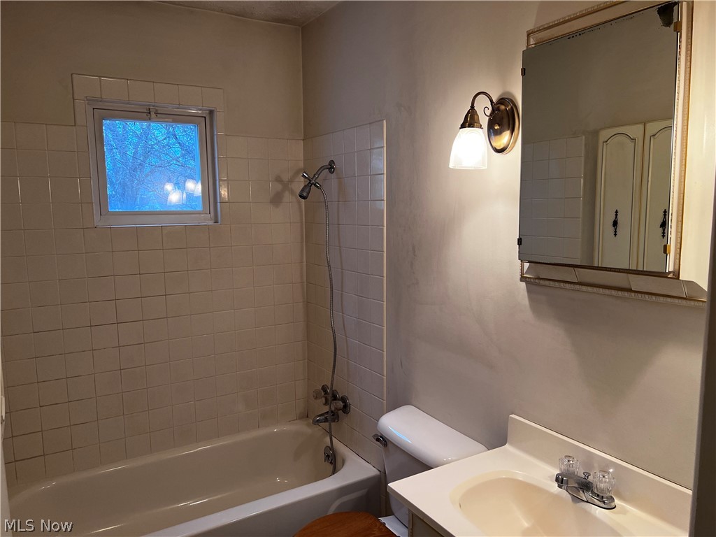 Meadows Adn - Residential