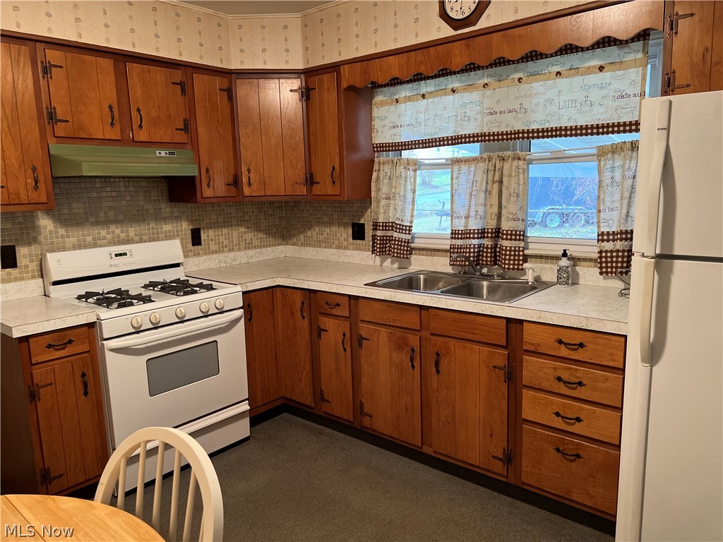 Meadows Adn - Residential