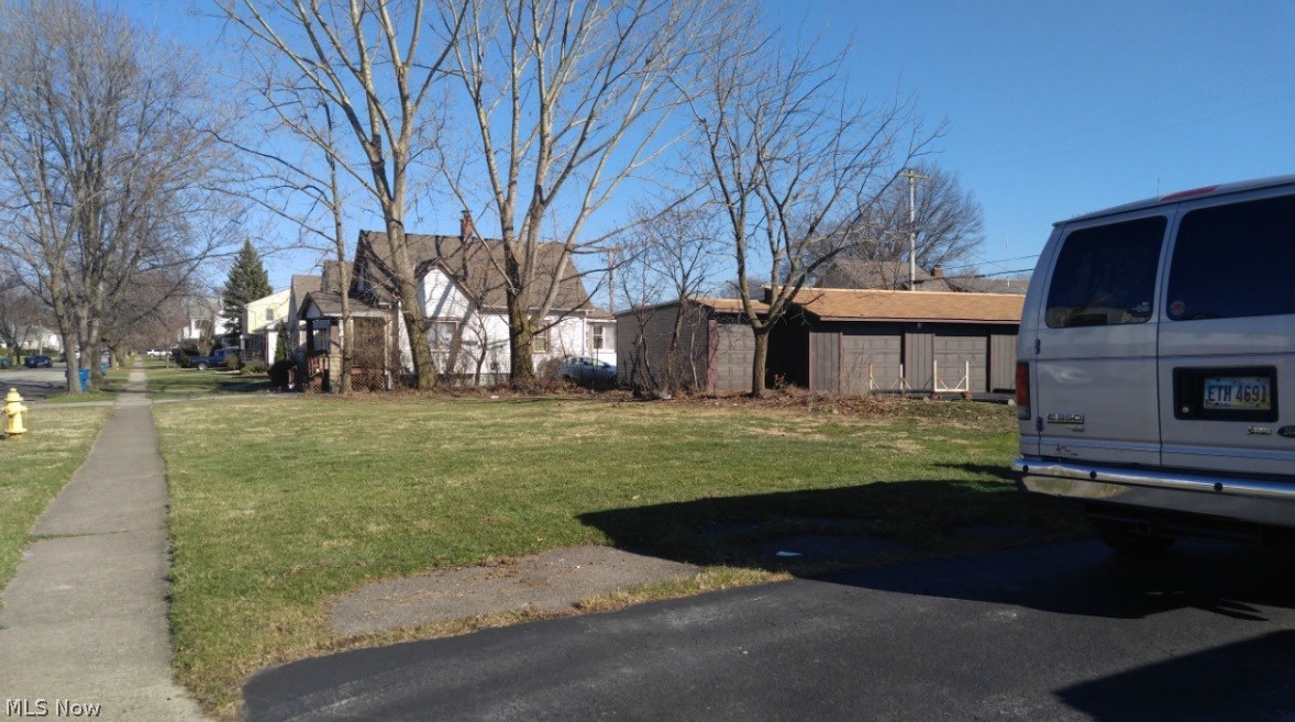 Stratford Park Allotment - Commercial Sale