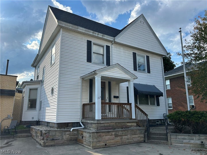 Photo 1 of 40 — 105 Main Street N, Navarre, OH 44662