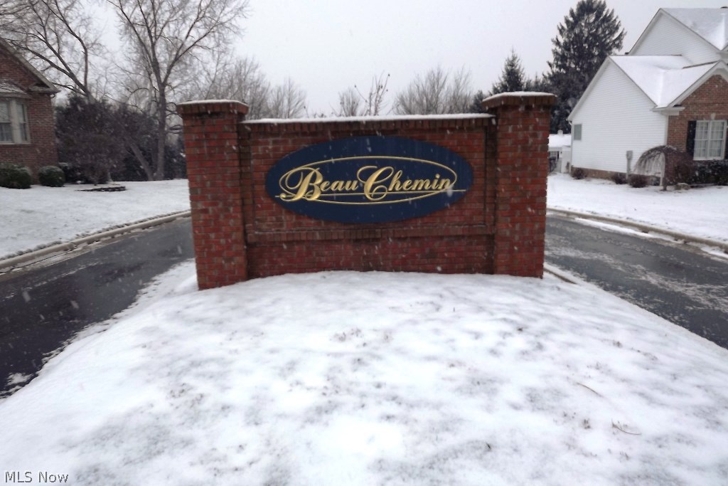 Beau Chemin Condos - Residential