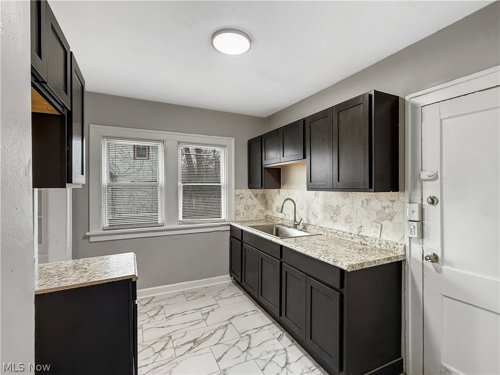 Windermere 03 - Residential Income