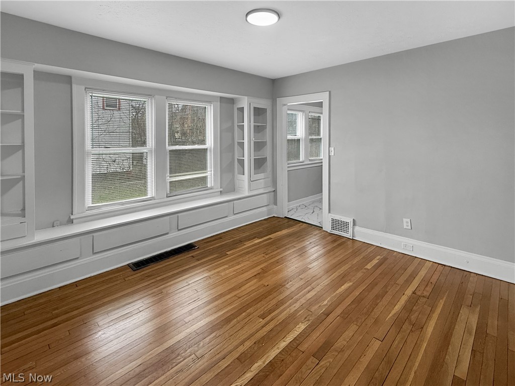 Windermere 03 - Residential Income