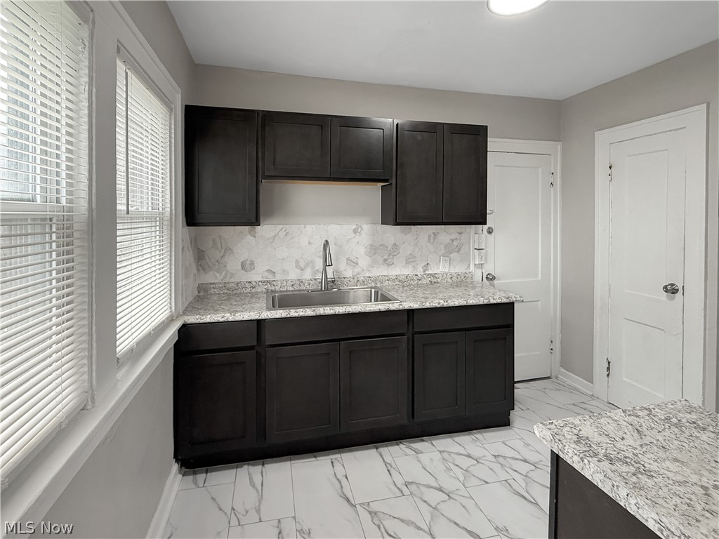 Windermere 03 - Residential Income