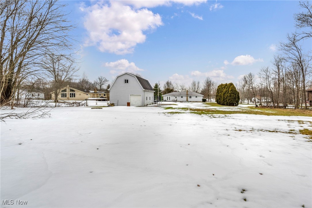 7663 Jennings Drive, Painesville, Ohio image 42