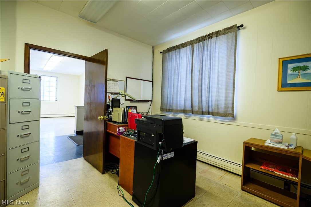 Moses & Day - Commercial Sale