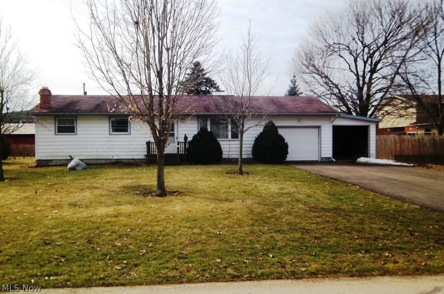 Great Location!  This ranch home won't last long and is in walking distance to Ridgewood Schools.  It offers you three to four bedrooms, two full baths, finished basement and sits on a level lot with much more to offer.