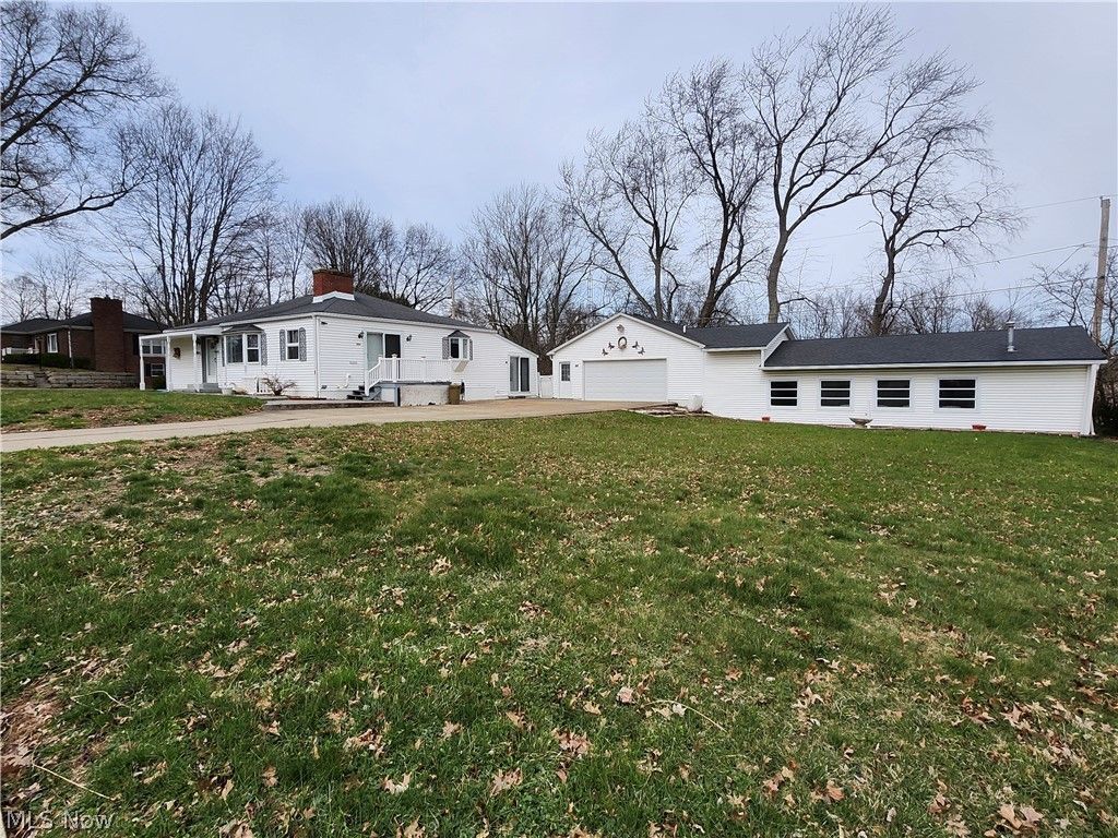 Photo of 934 Summit Drive, Ashland, OH 44805 (MLS # 5197137)