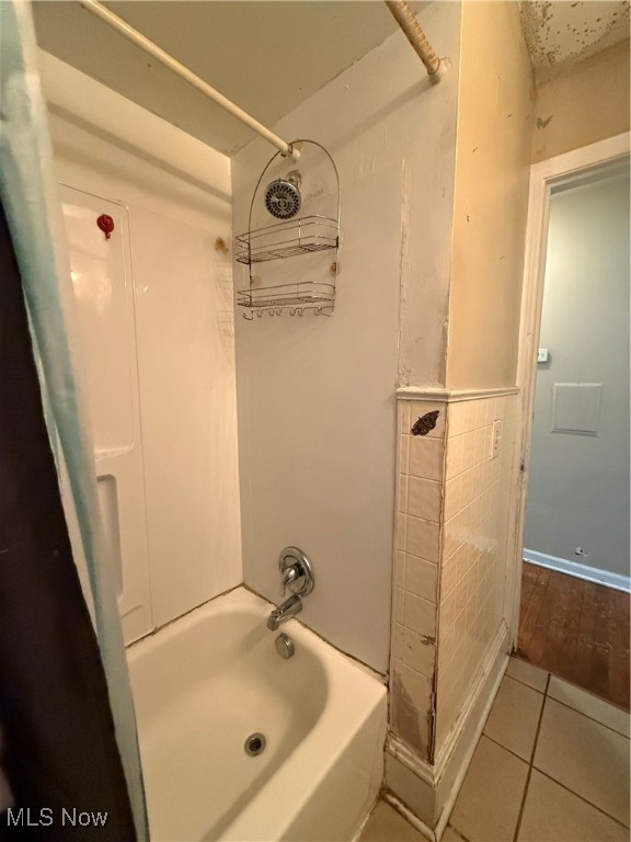 Ariel Harris Resurv - Residential