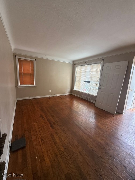 Ariel Harris Resurv - Residential