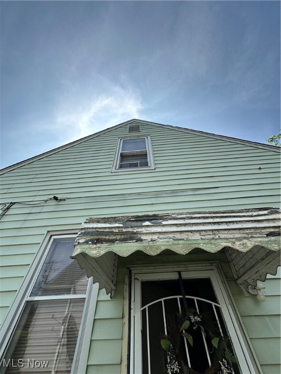 Ariel Harris Resurv - Residential