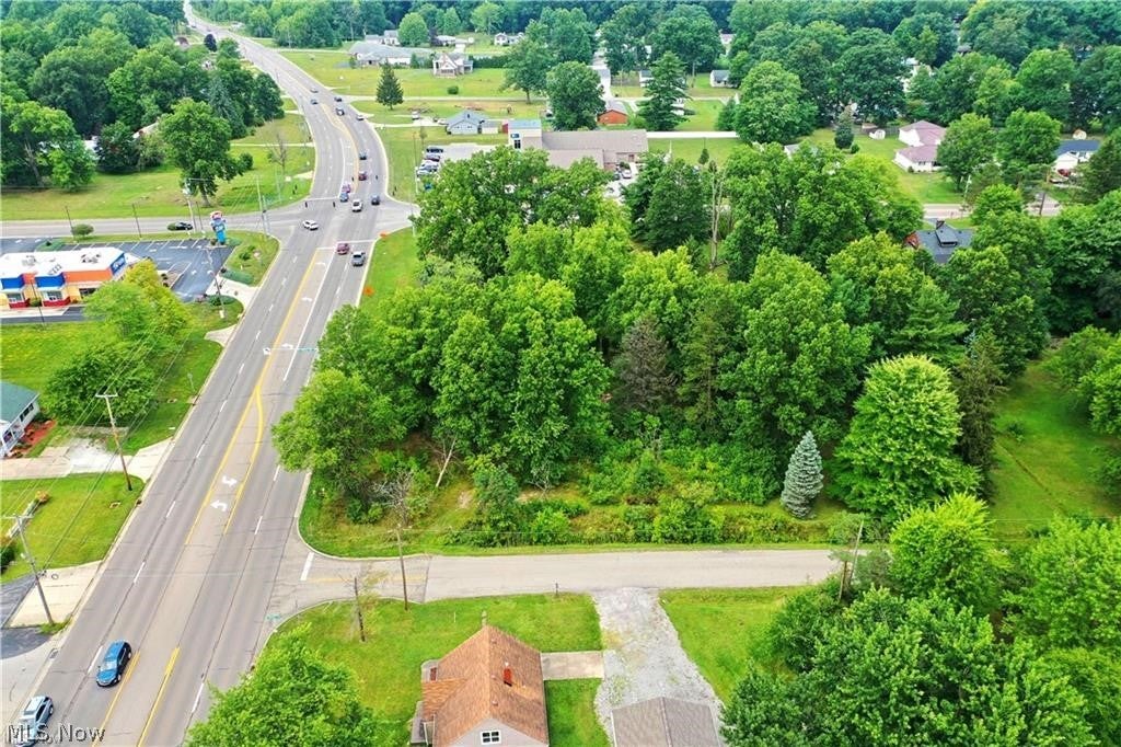 145 N Canfield Niles Road