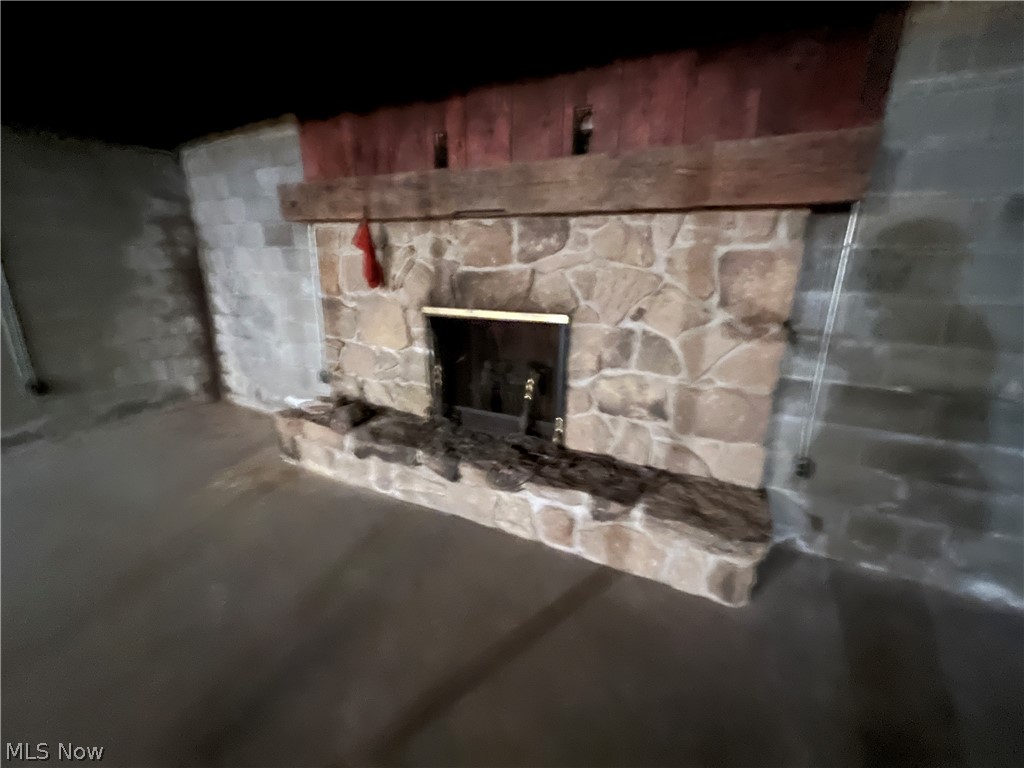 Schoenbrunn Tr - Residential