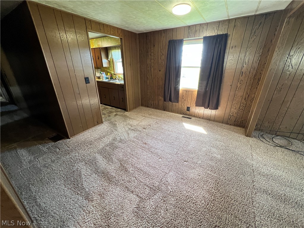 Schoenbrunn Tr - Residential